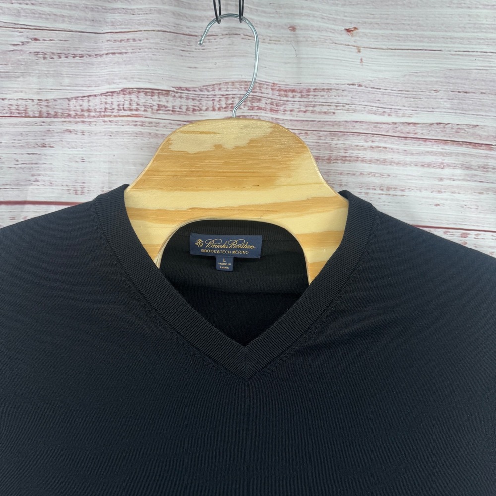 Brooks Brothers Brookstech Merino Wool V-Neck Sweater Mens‎ Large Black Pullover - Picture 2 of 10